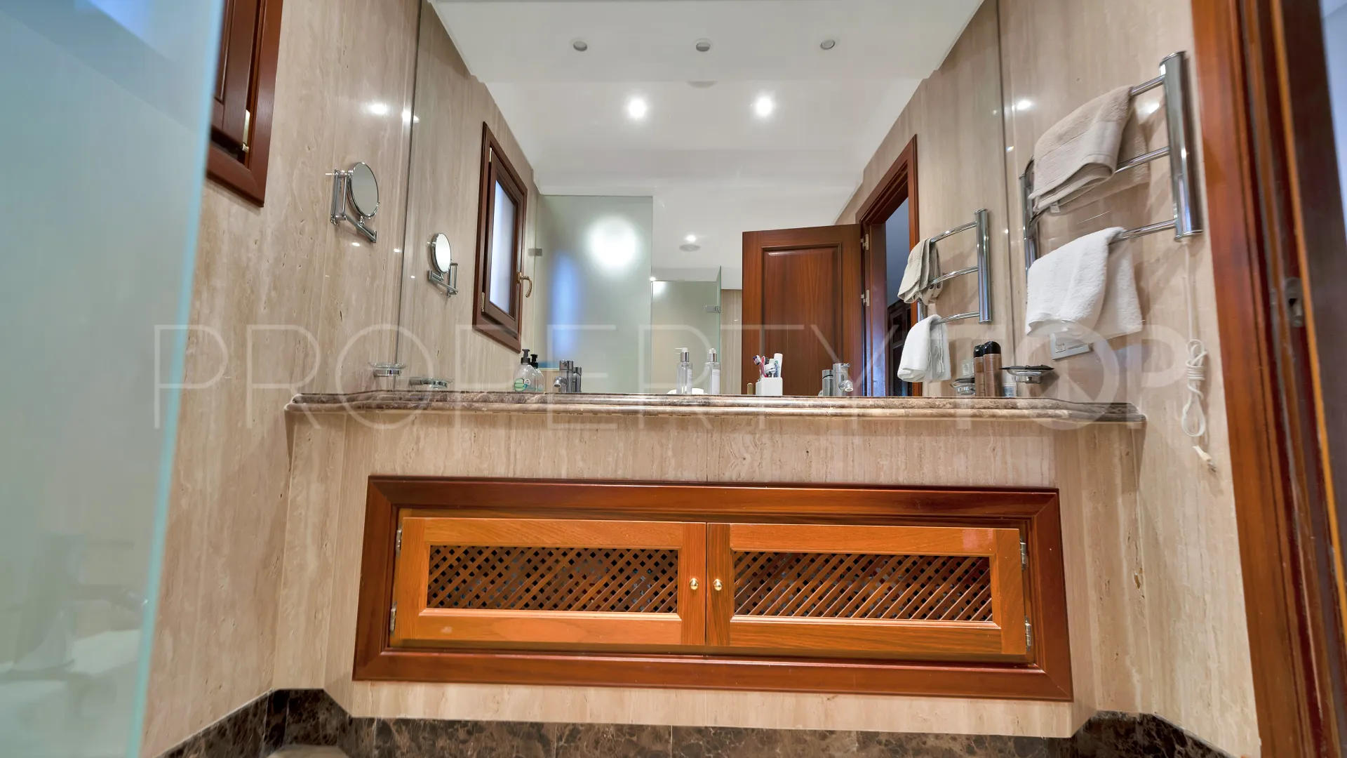 Apartment for sale in New Golden Mile