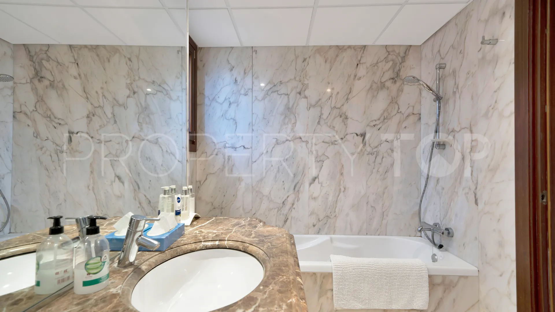 Apartment for sale in New Golden Mile