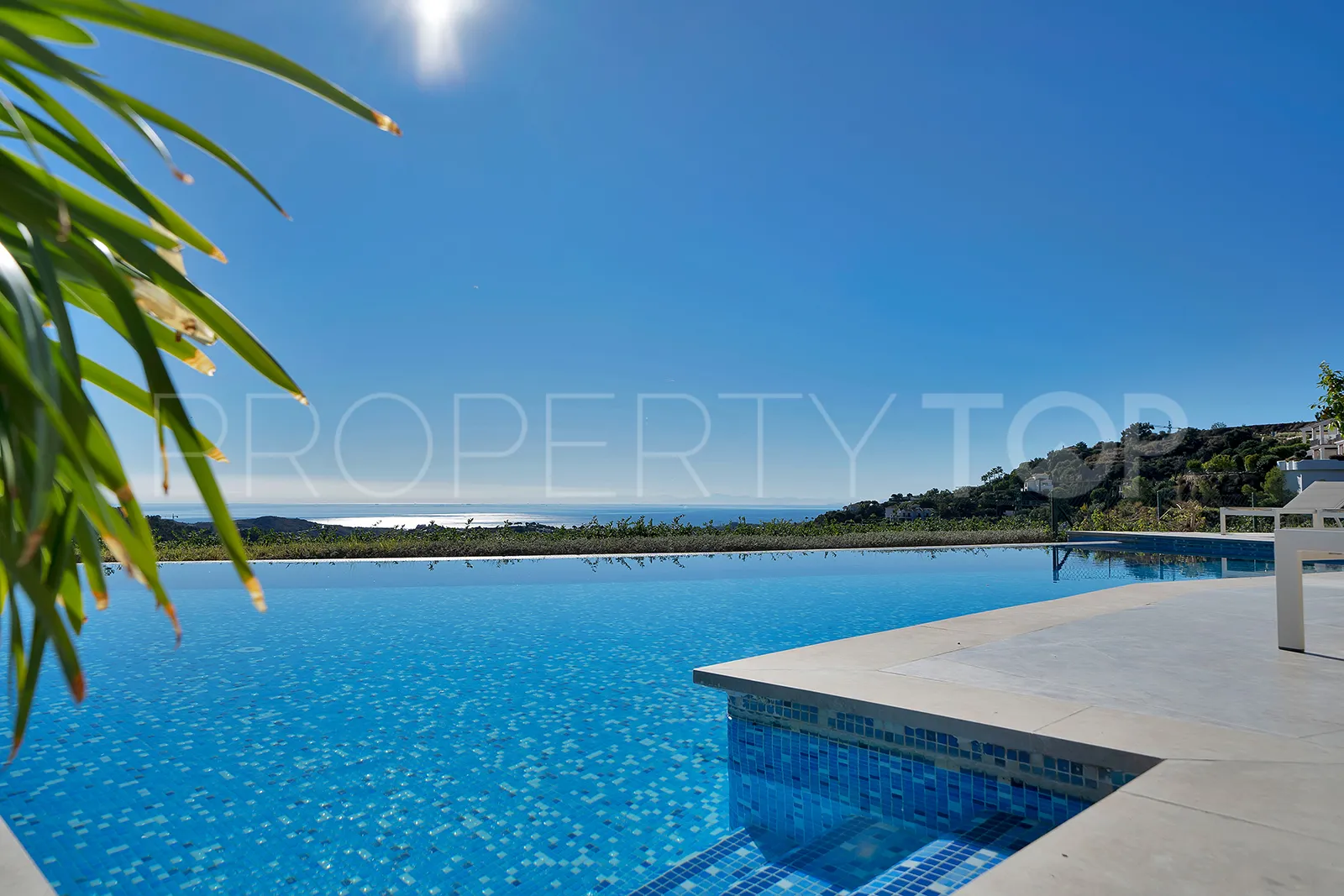 Benahavis villa for sale