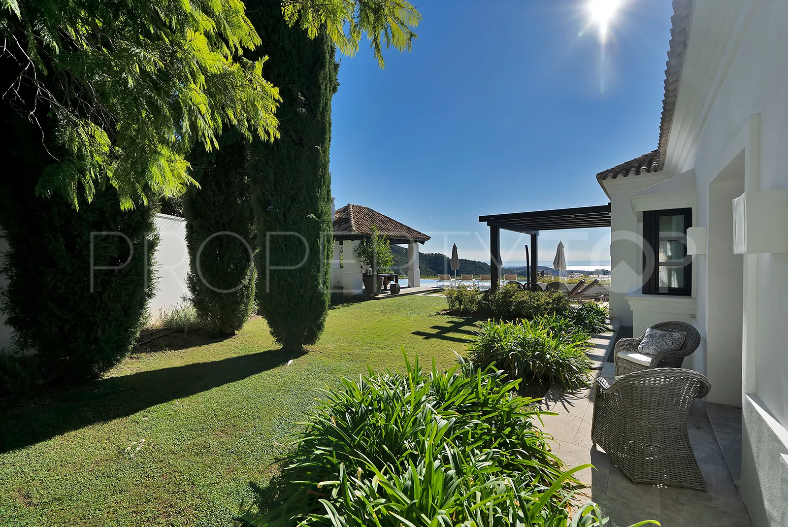 Benahavis villa for sale