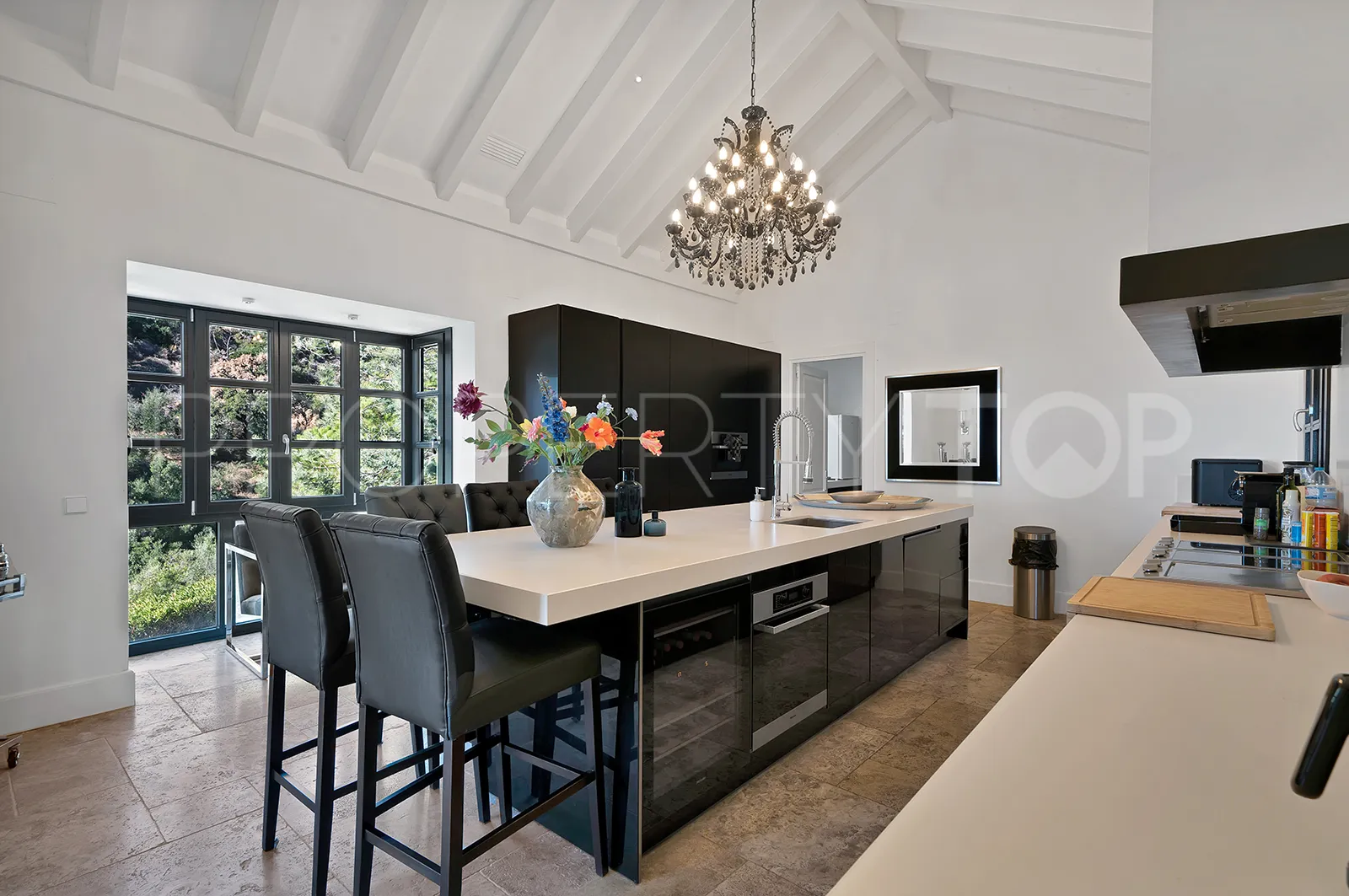 Benahavis villa for sale