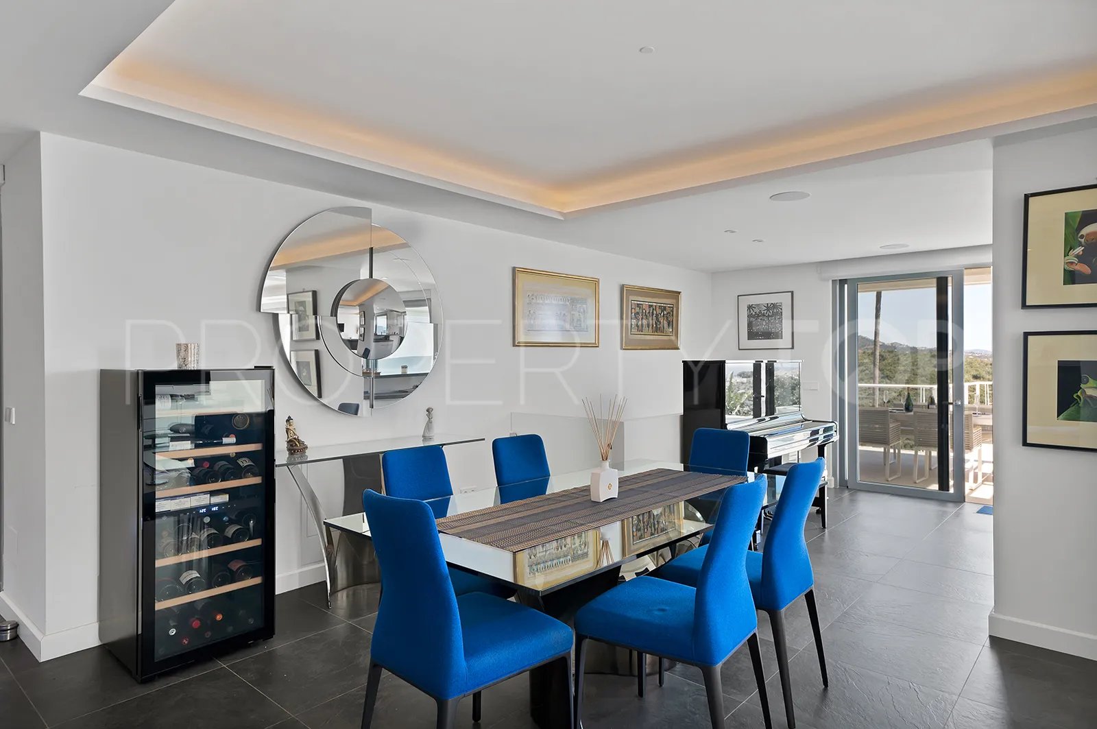 Las Lomas de Nueva Andalucia, villa en venta de 4 dormitorios