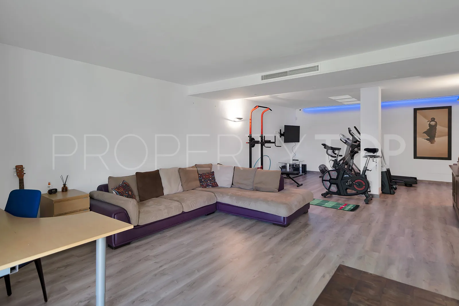 Las Lomas de Nueva Andalucia, villa en venta de 4 dormitorios