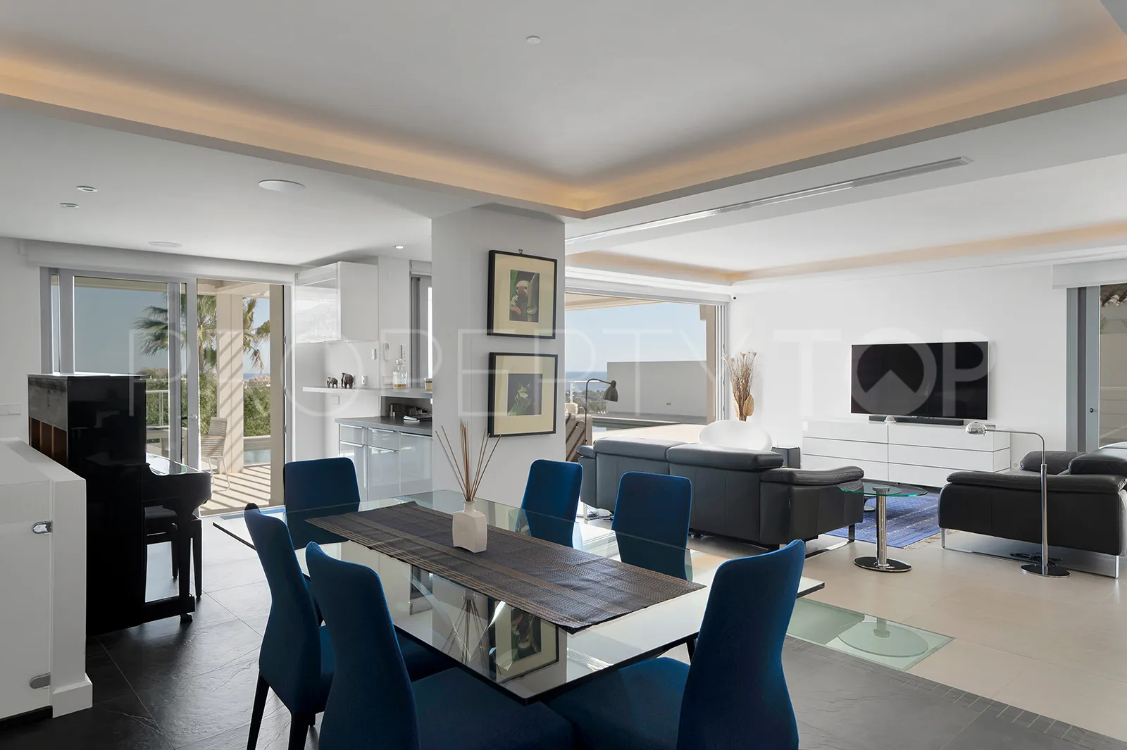 Las Lomas de Nueva Andalucia, villa en venta de 4 dormitorios