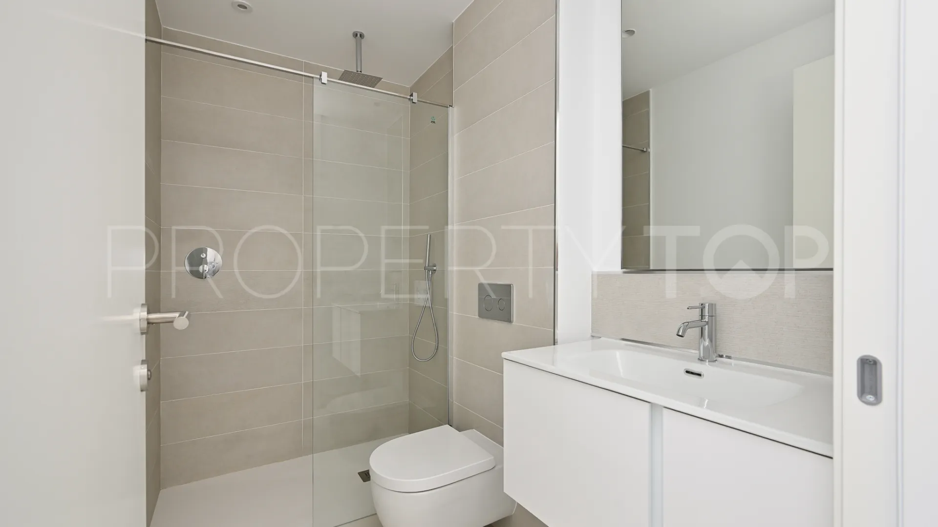 Villa a la venta en Benalmadena