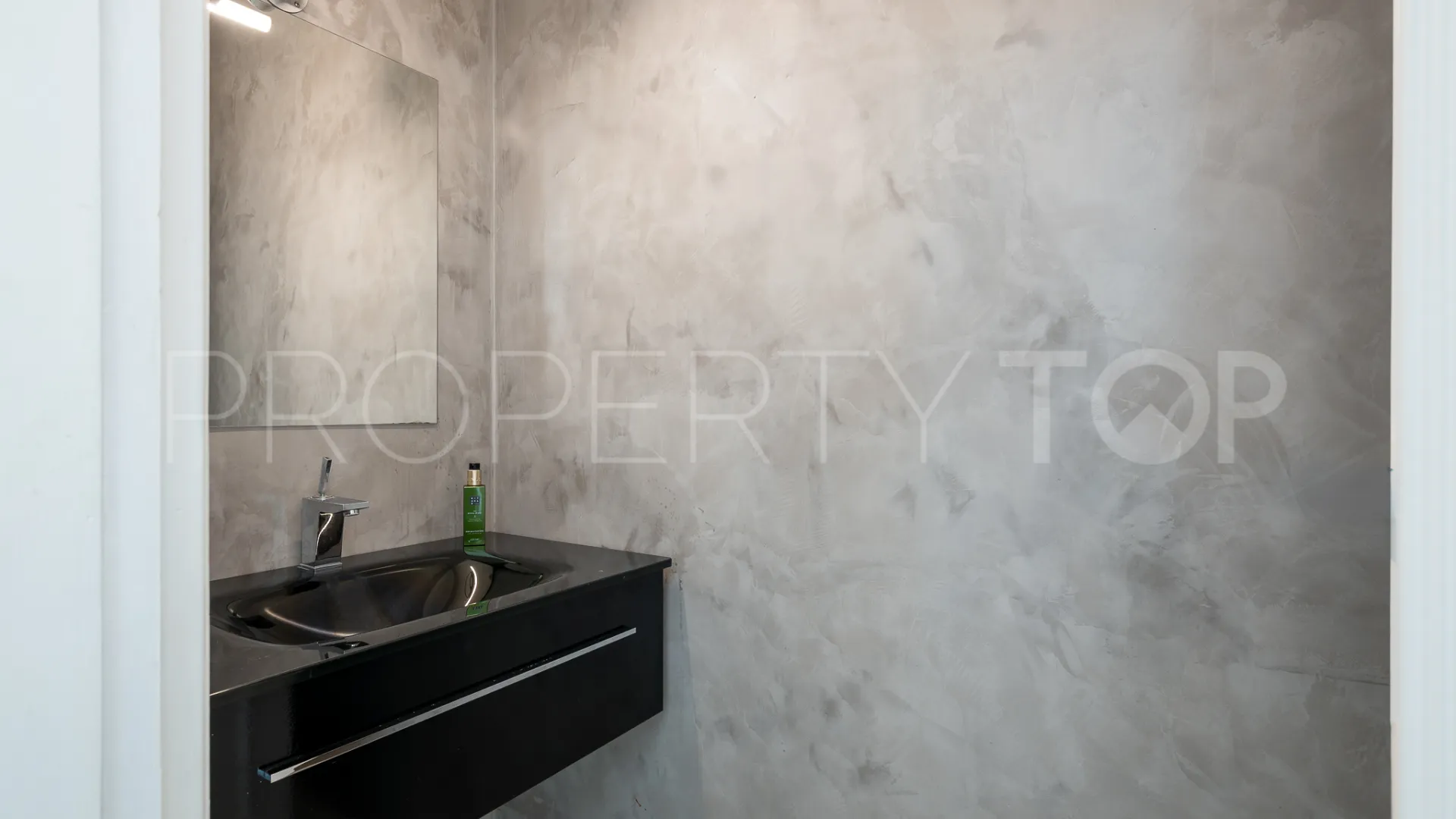 Buy Hacienda las Chapas 7 bedrooms villa