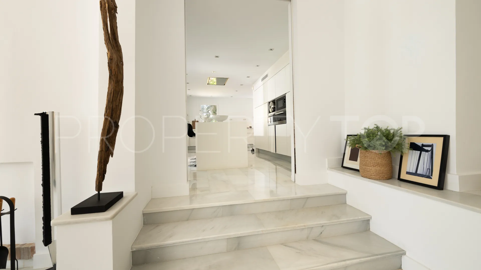 Buy Hacienda las Chapas 7 bedrooms villa