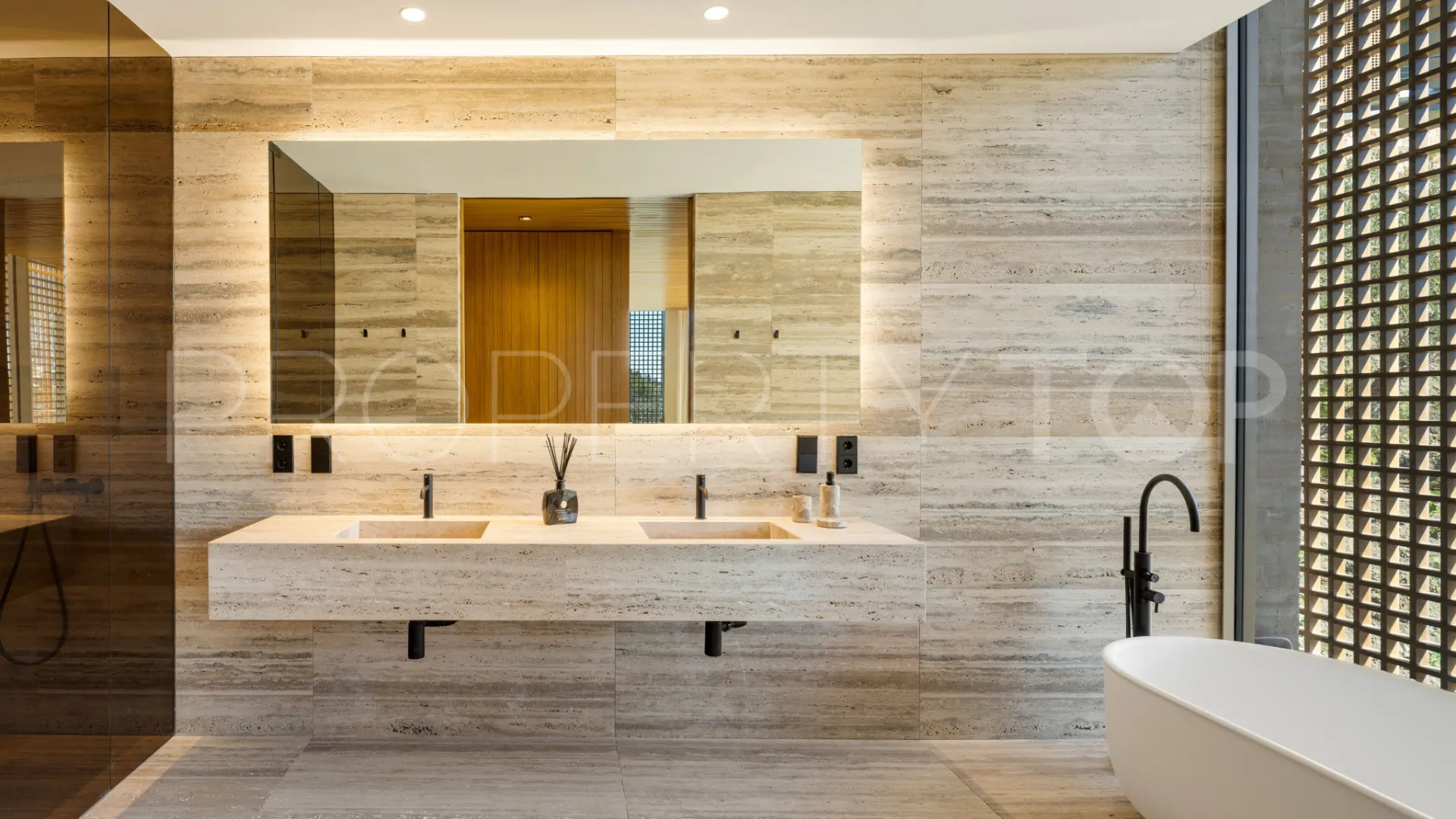 Villa for sale in El Madroñal