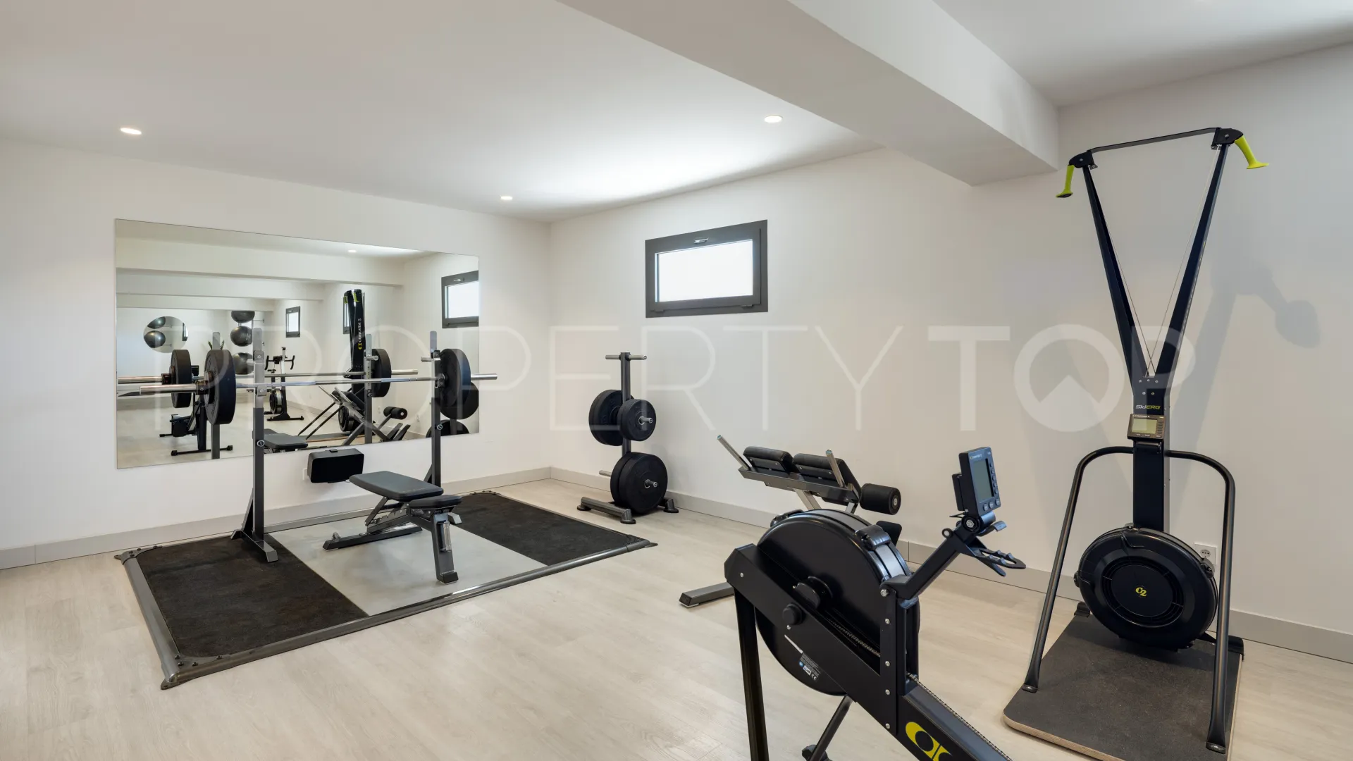 La Quinta villa for sale