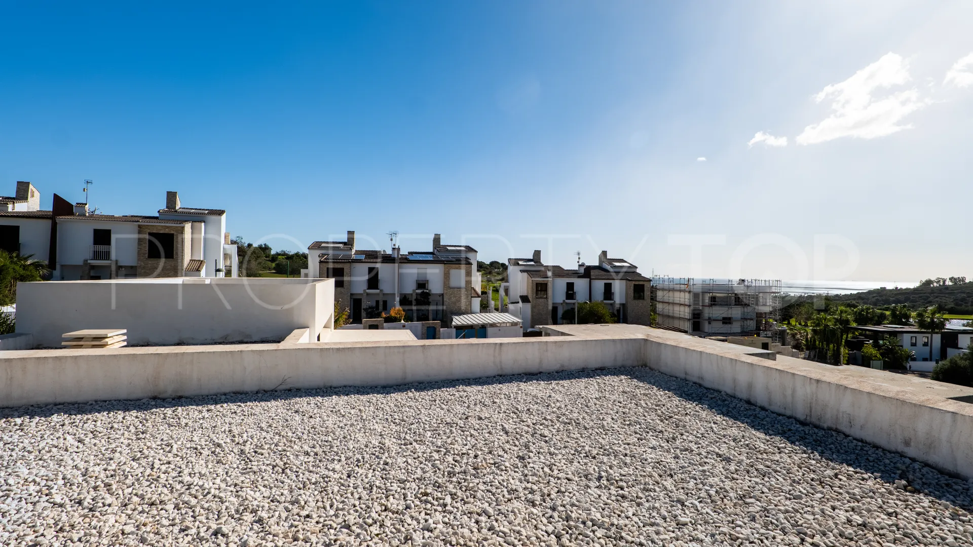 Estepona Oeste, villa en venta con 3 dormitorios