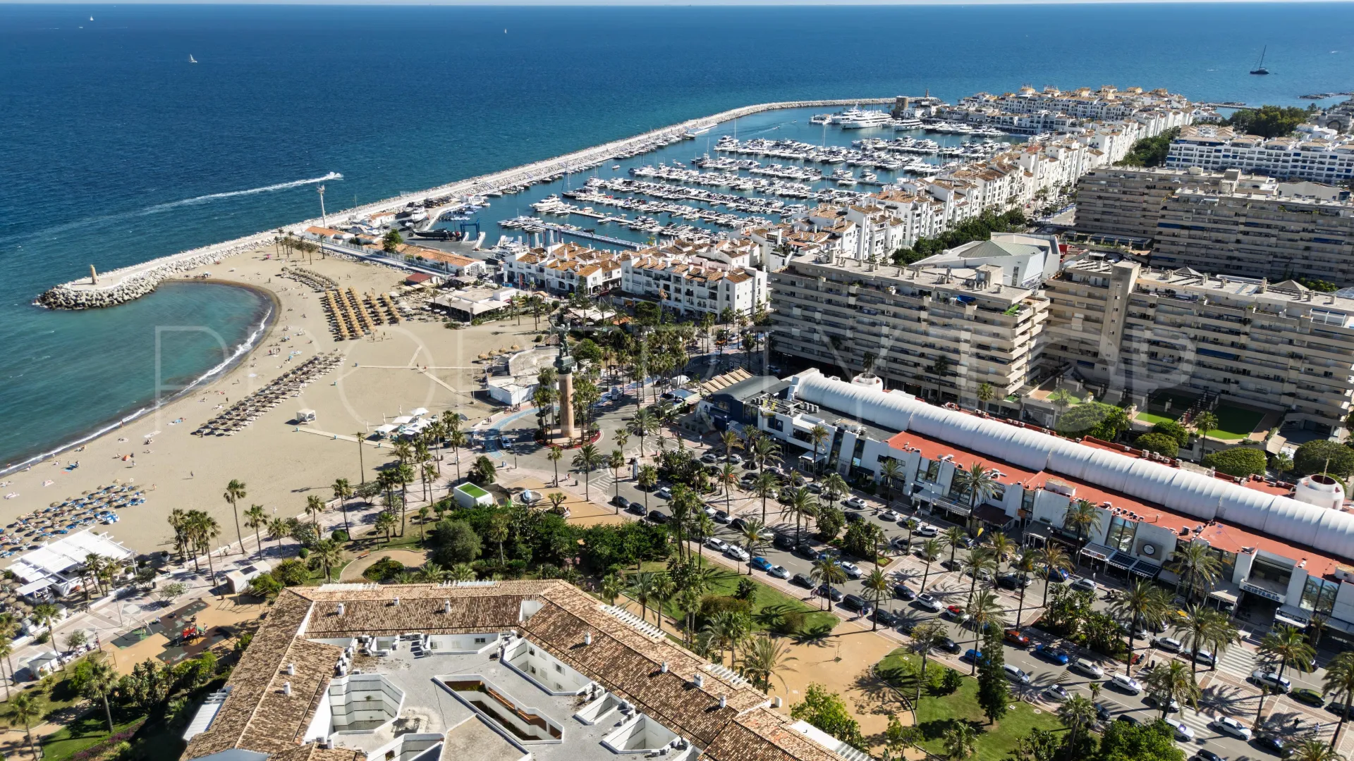 Se vende apartamento en Marbella - Puerto Banus de 4 dormitorios