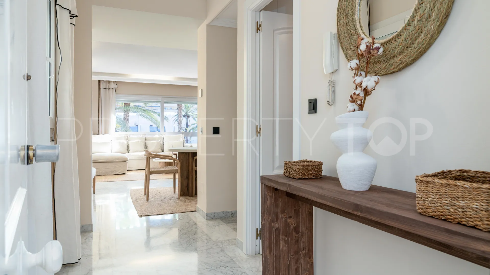 Se vende apartamento en Marbella - Puerto Banus de 4 dormitorios