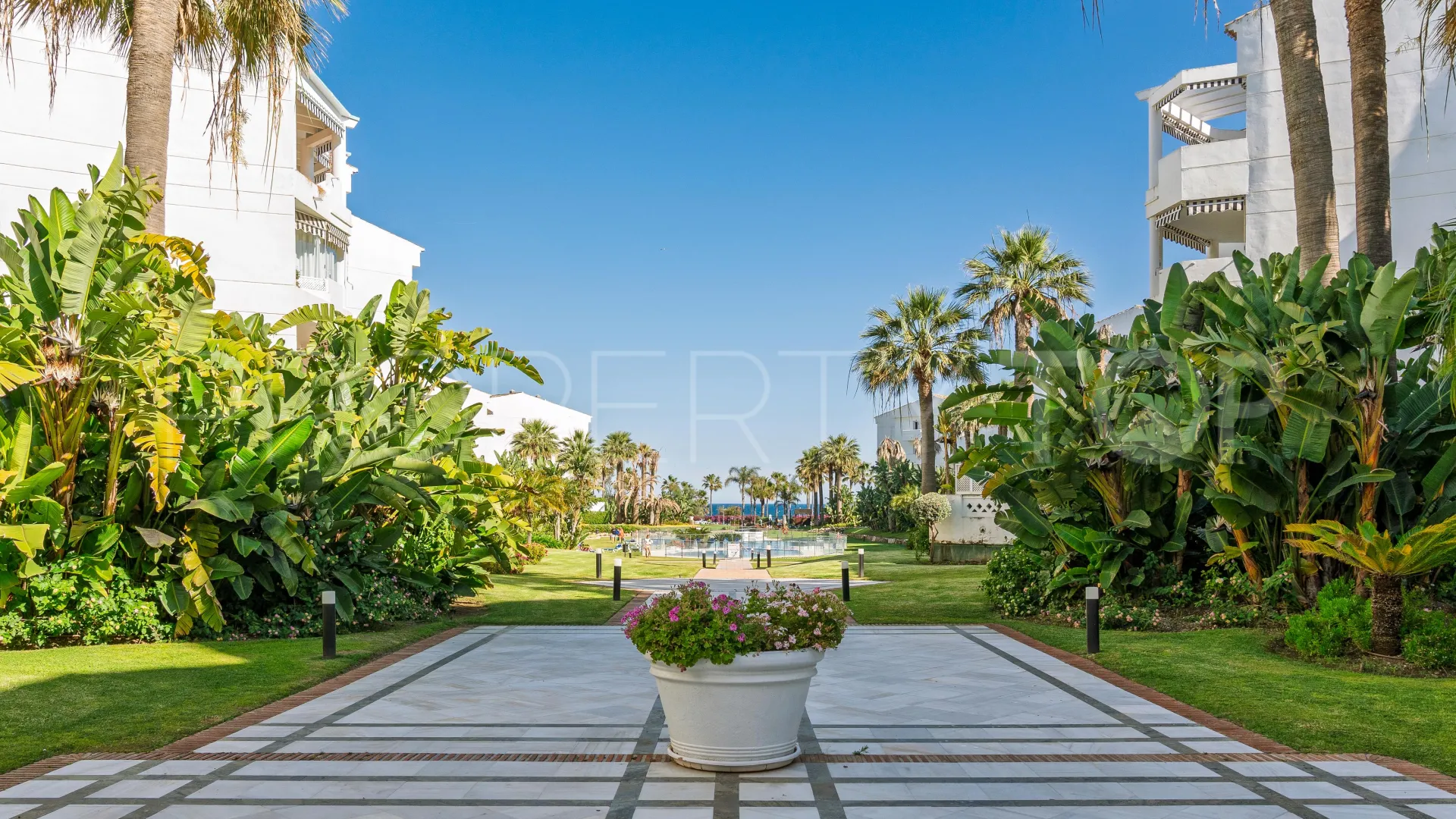 Se vende apartamento en Marbella - Puerto Banus de 4 dormitorios