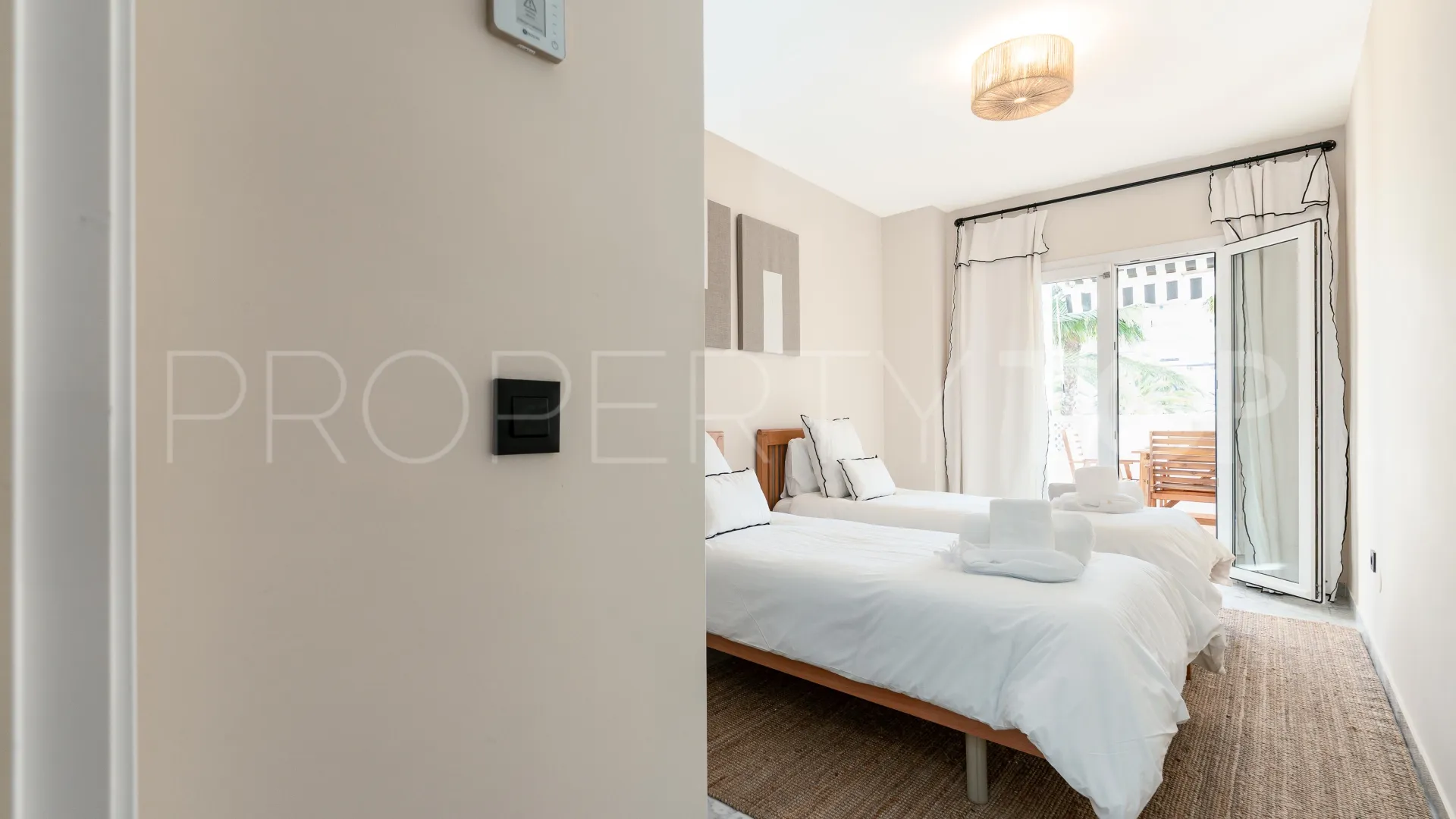 Se vende apartamento en Marbella - Puerto Banus de 4 dormitorios