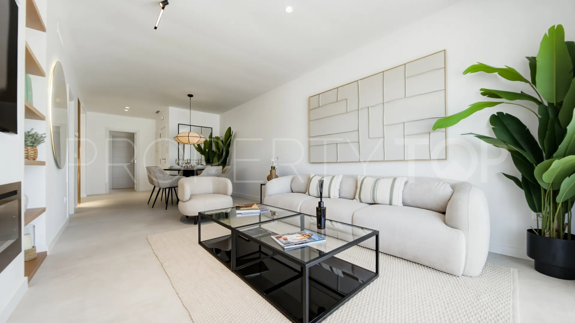 For sale penthouse in Los Dragos with 2 bedrooms