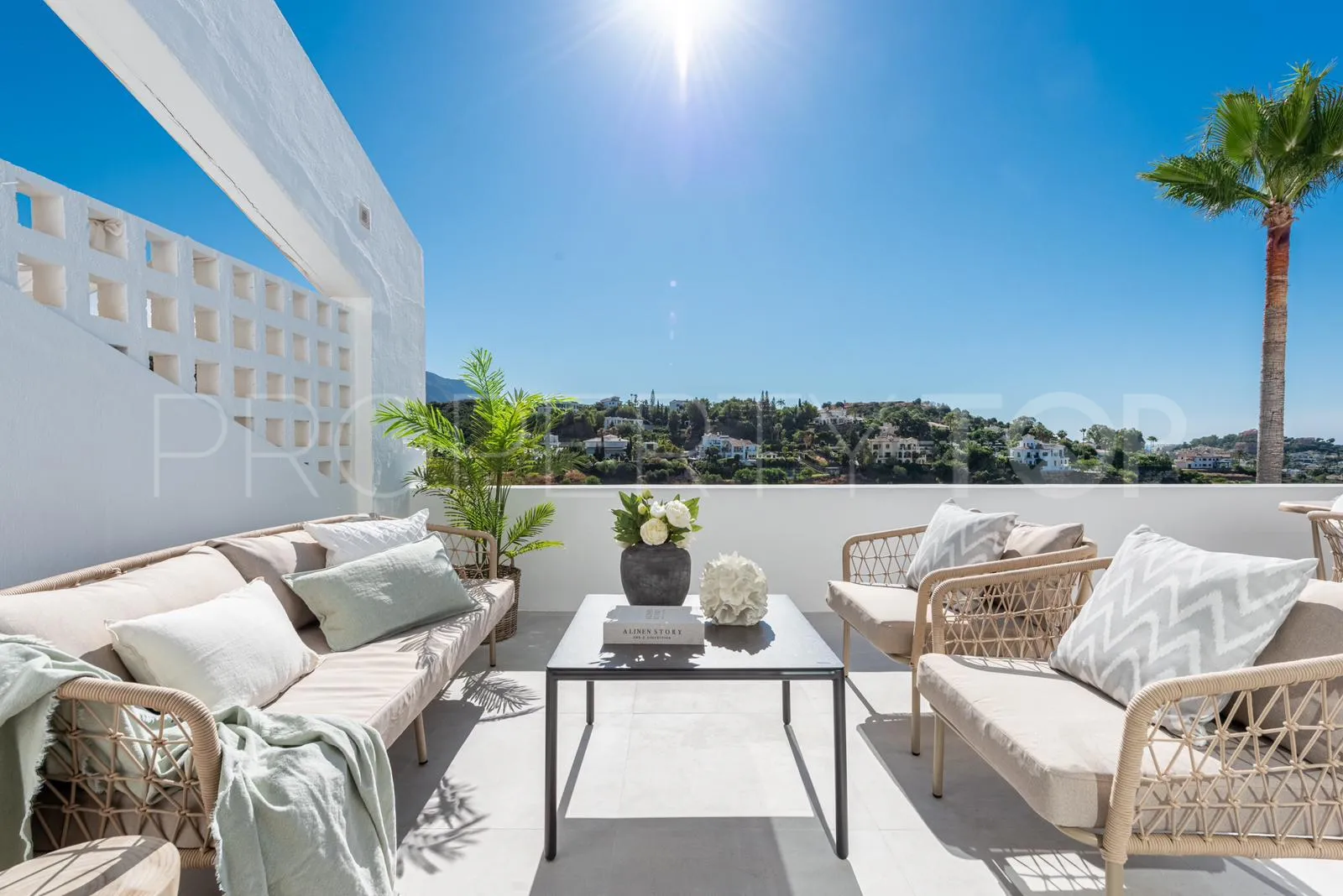 Apartamento a la venta de 3 dormitorios en La Quinta