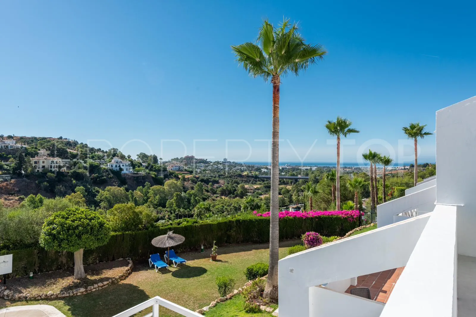 Apartamento a la venta de 3 dormitorios en La Quinta