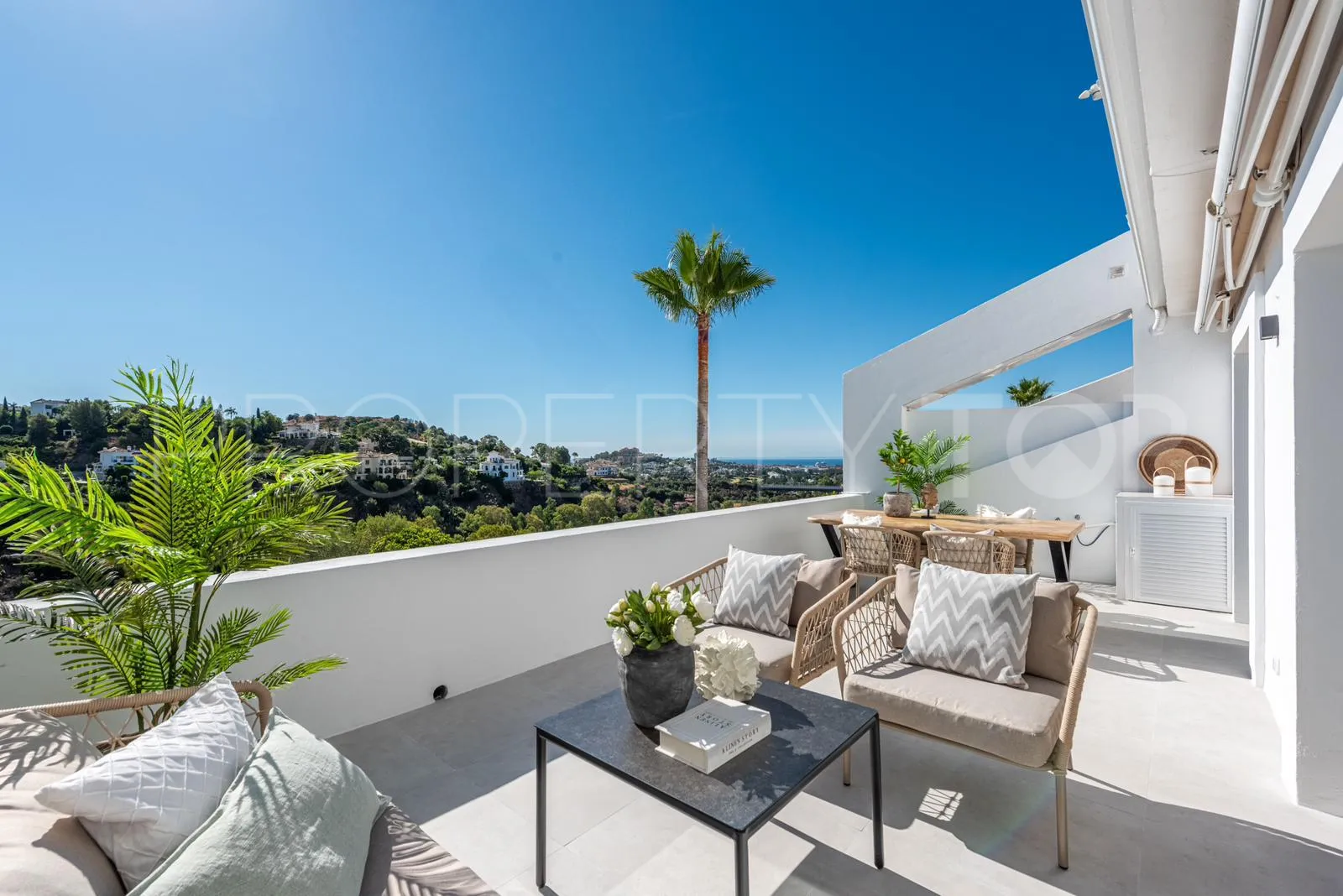 Apartamento a la venta de 3 dormitorios en La Quinta
