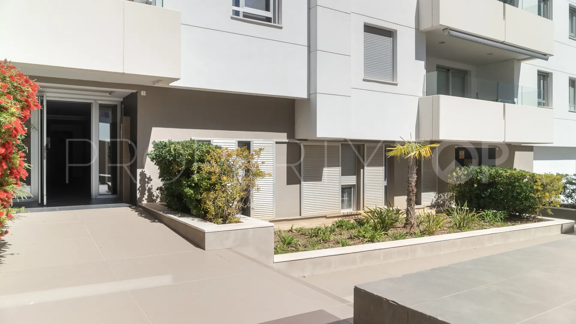 Apartamento en venta con 3 dormitorios en San Pedro de Alcantara