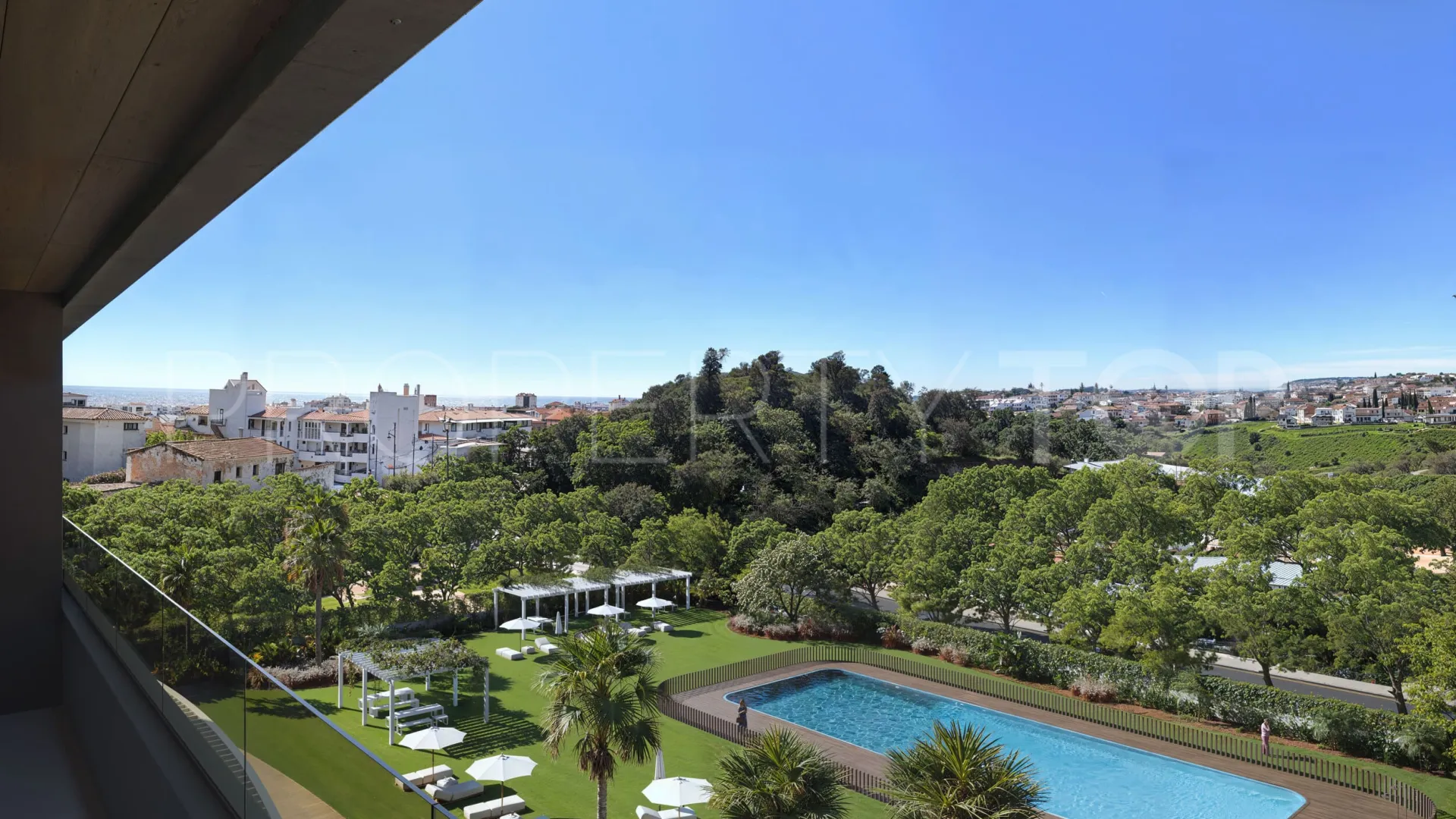 Apartamento con 2 dormitorios a la venta en Fuengirola