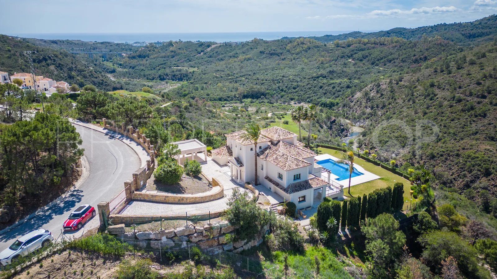 Se vende villa de 6 dormitorios en Benahavis