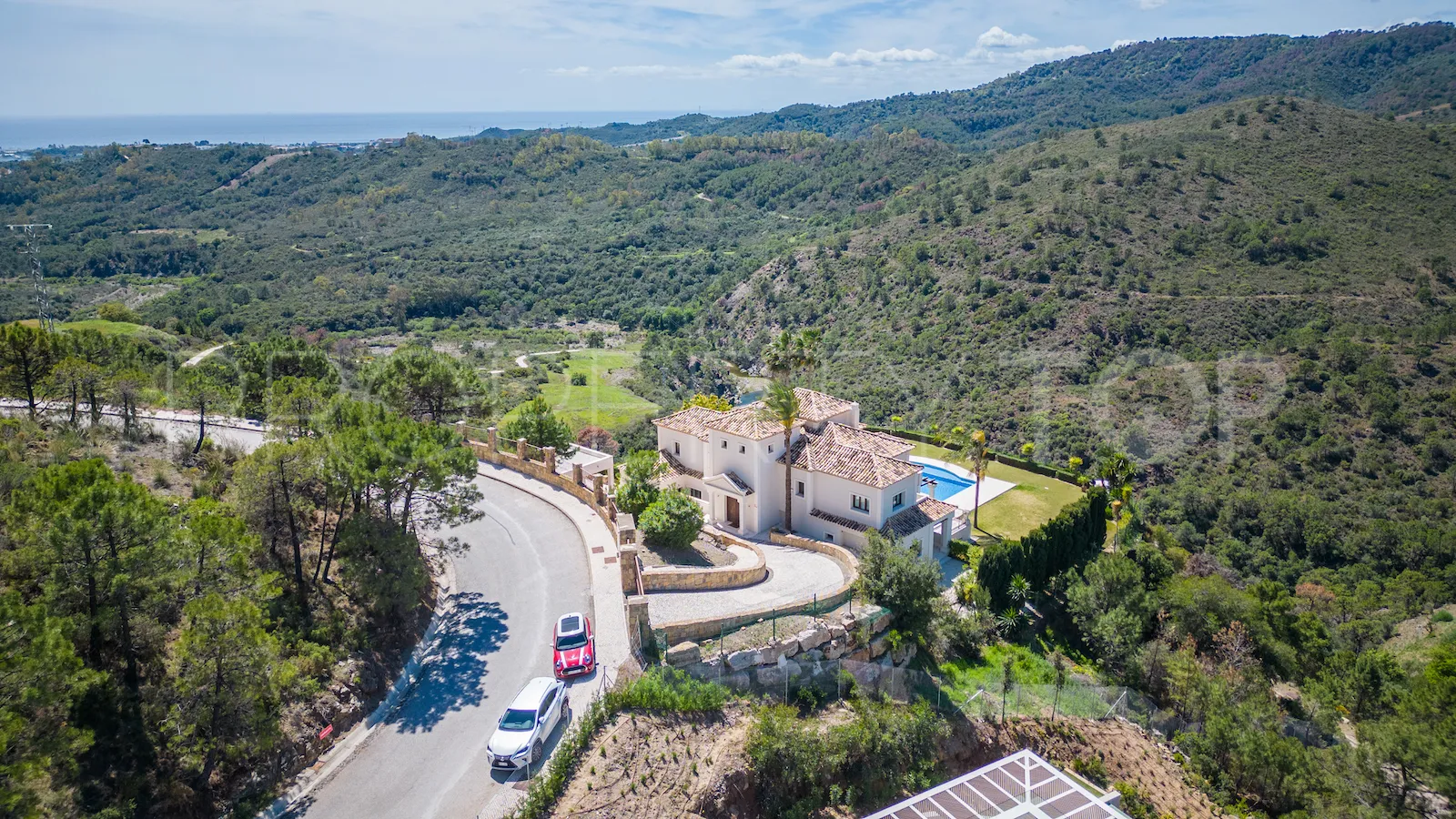 Se vende villa de 6 dormitorios en Benahavis
