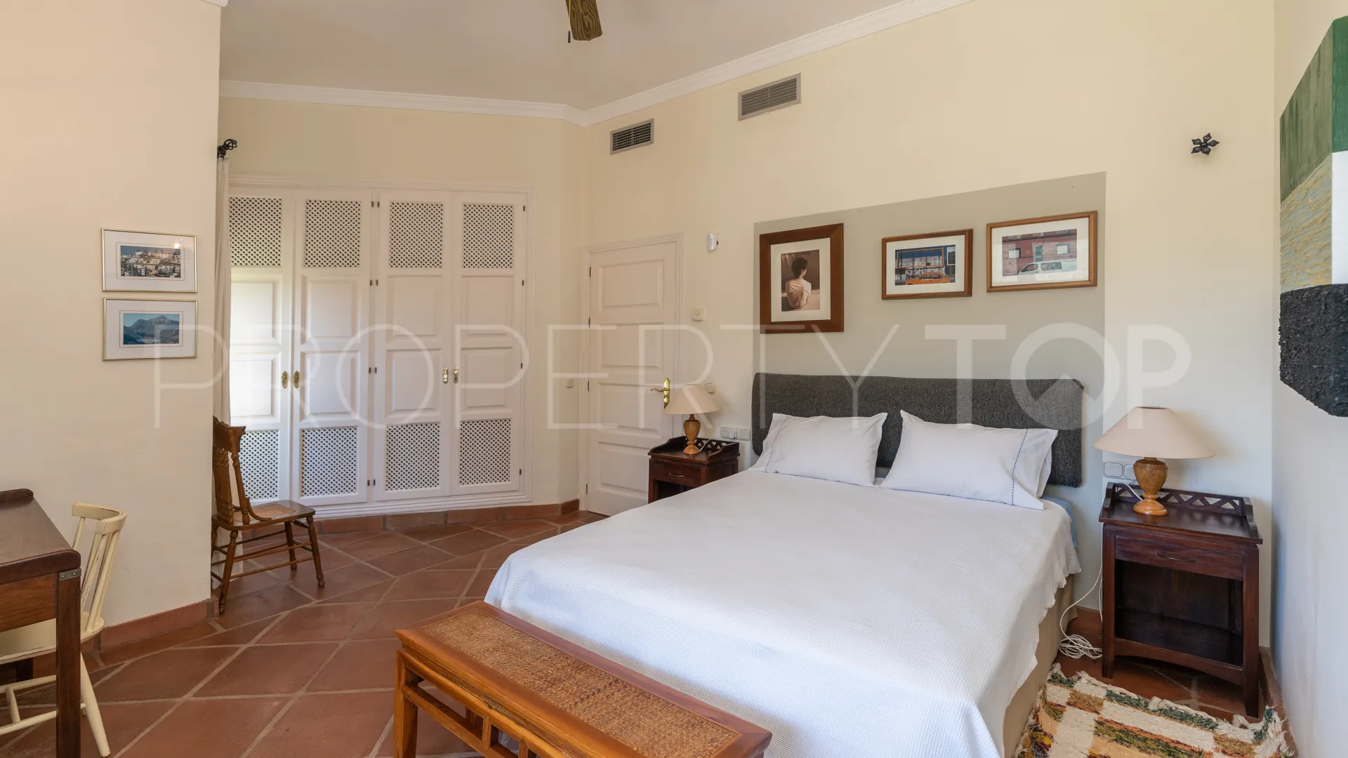 Villa en venta en Benahavis