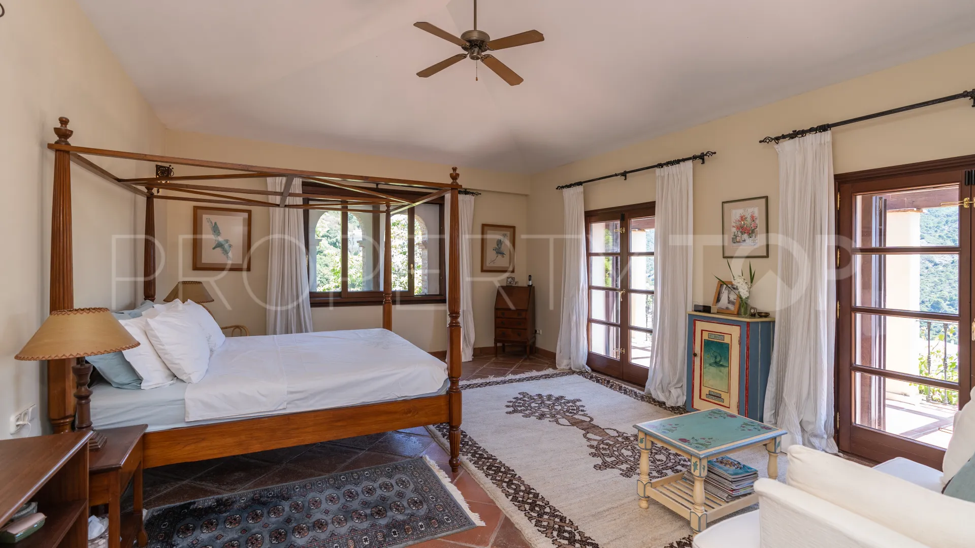 Villa en venta en Benahavis