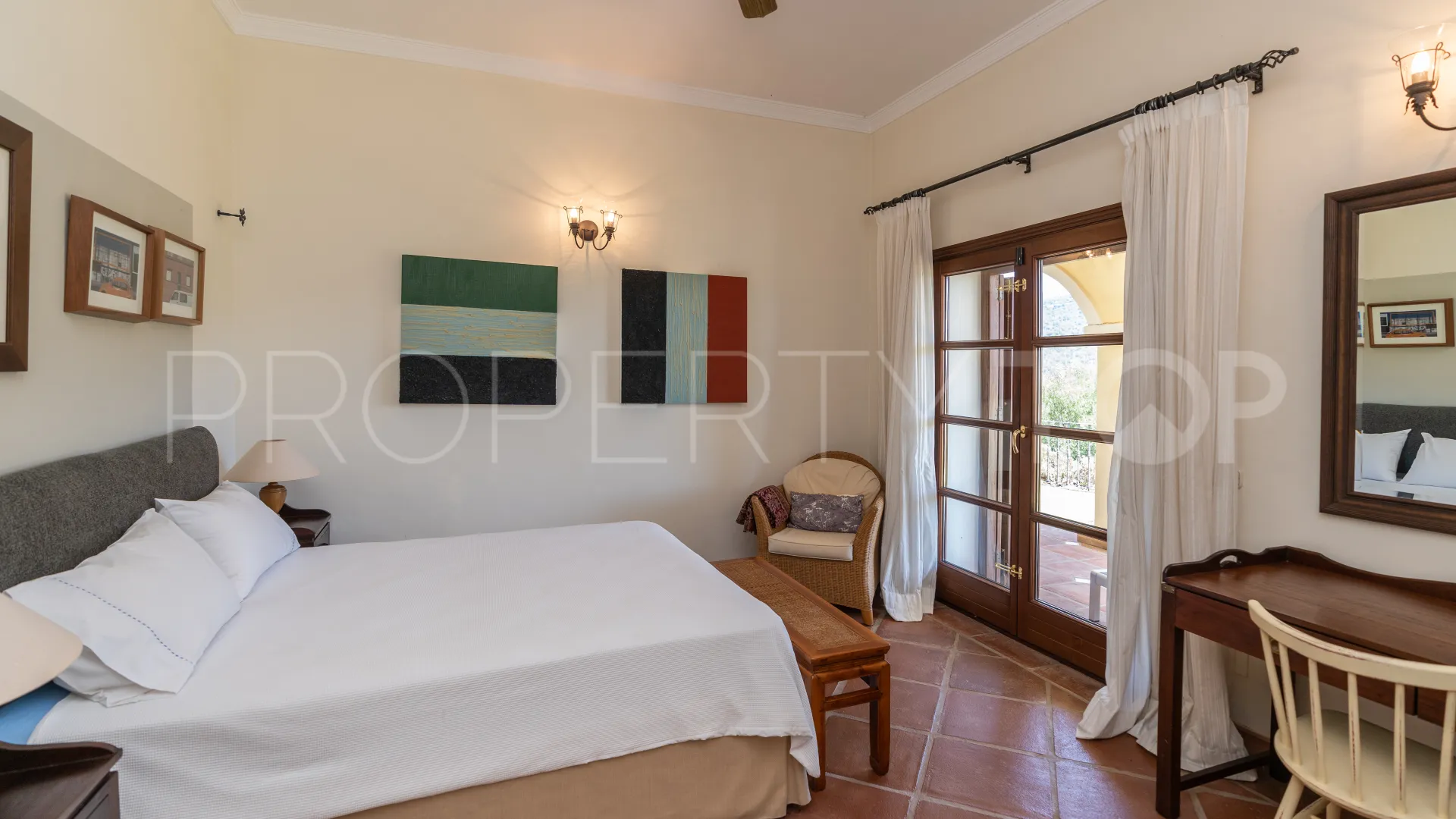 Villa en venta en Benahavis