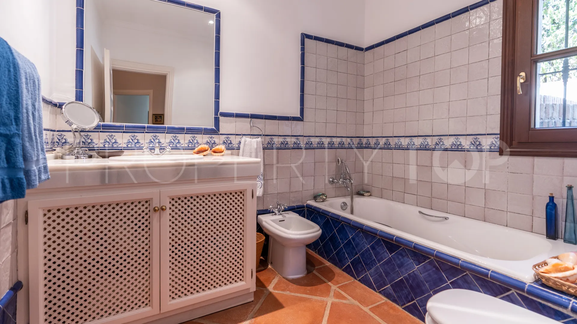 Villa en venta en Benahavis
