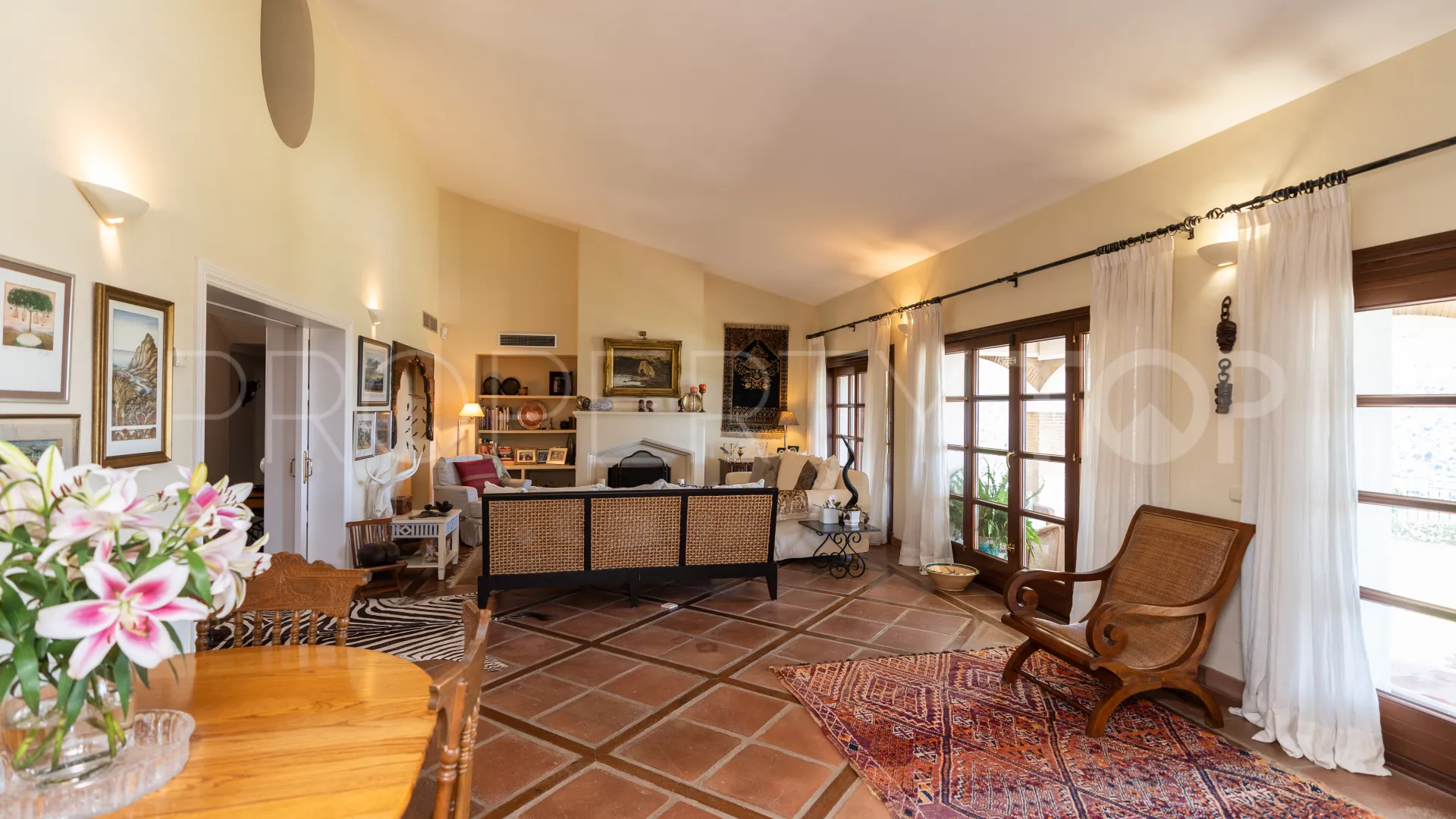 Villa en venta en Benahavis