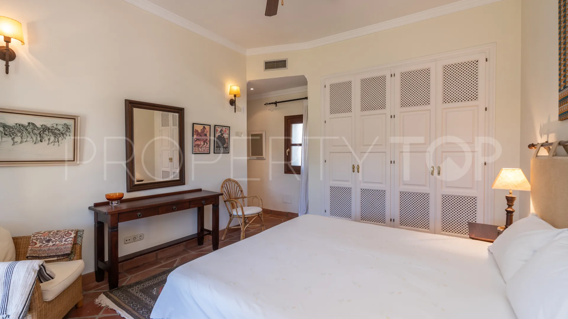 Villa en venta en Benahavis