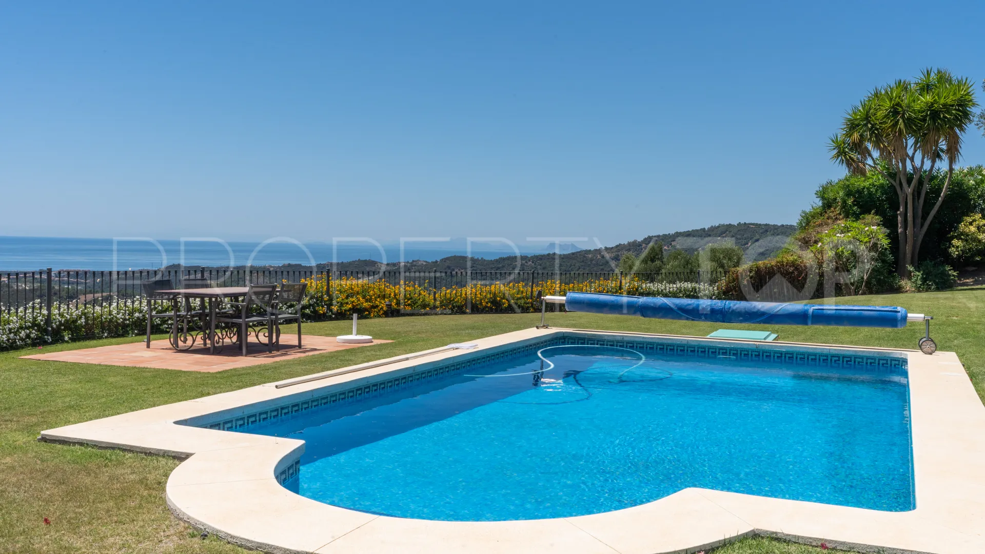 Villa en venta en Benahavis