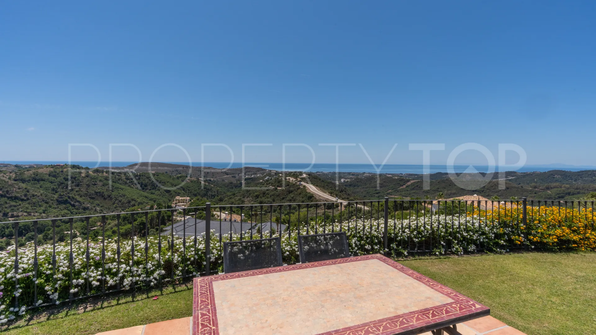 Villa en venta en Benahavis