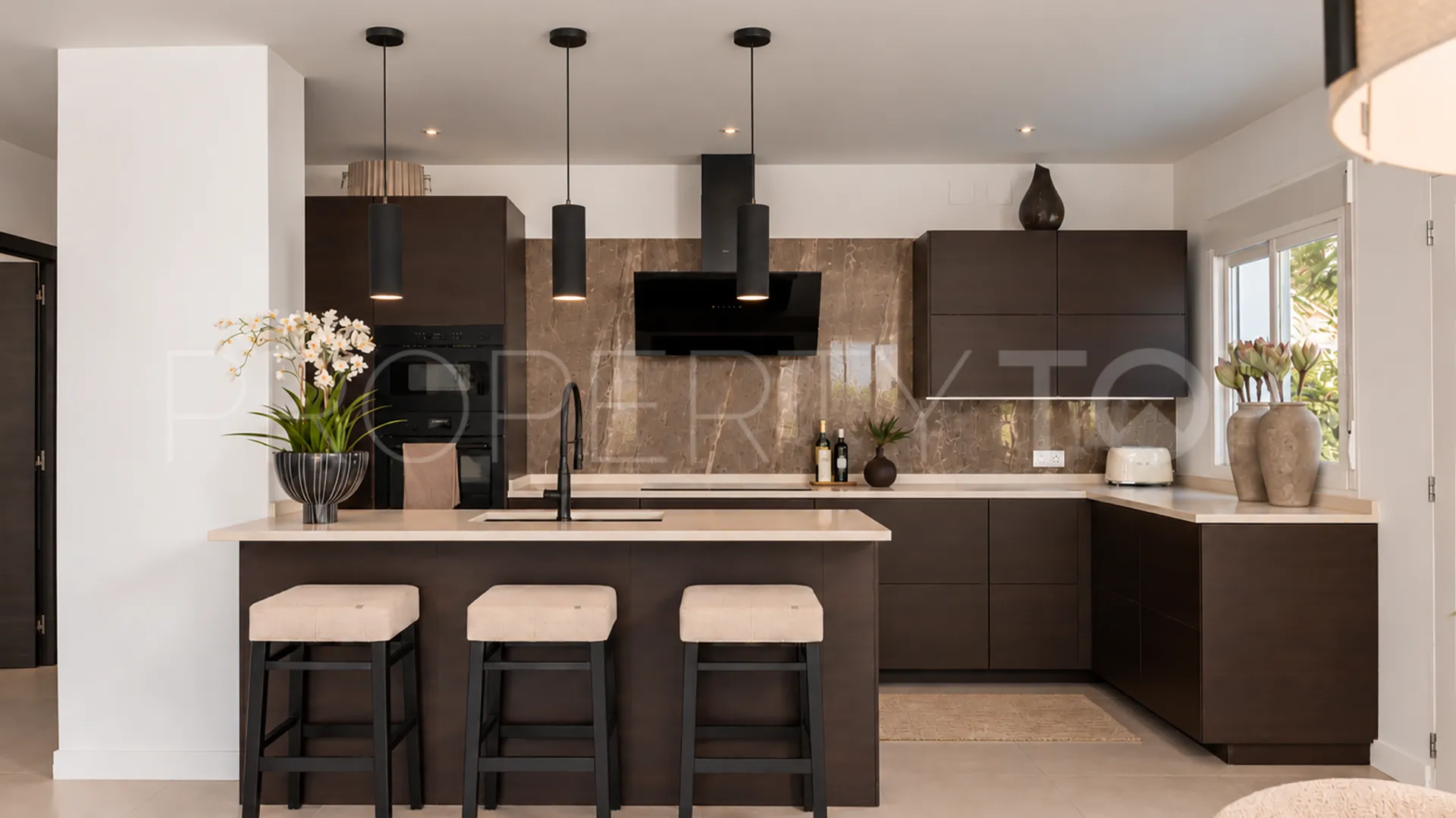 Nueva Andalucia, apartamento de 3 dormitorios en venta