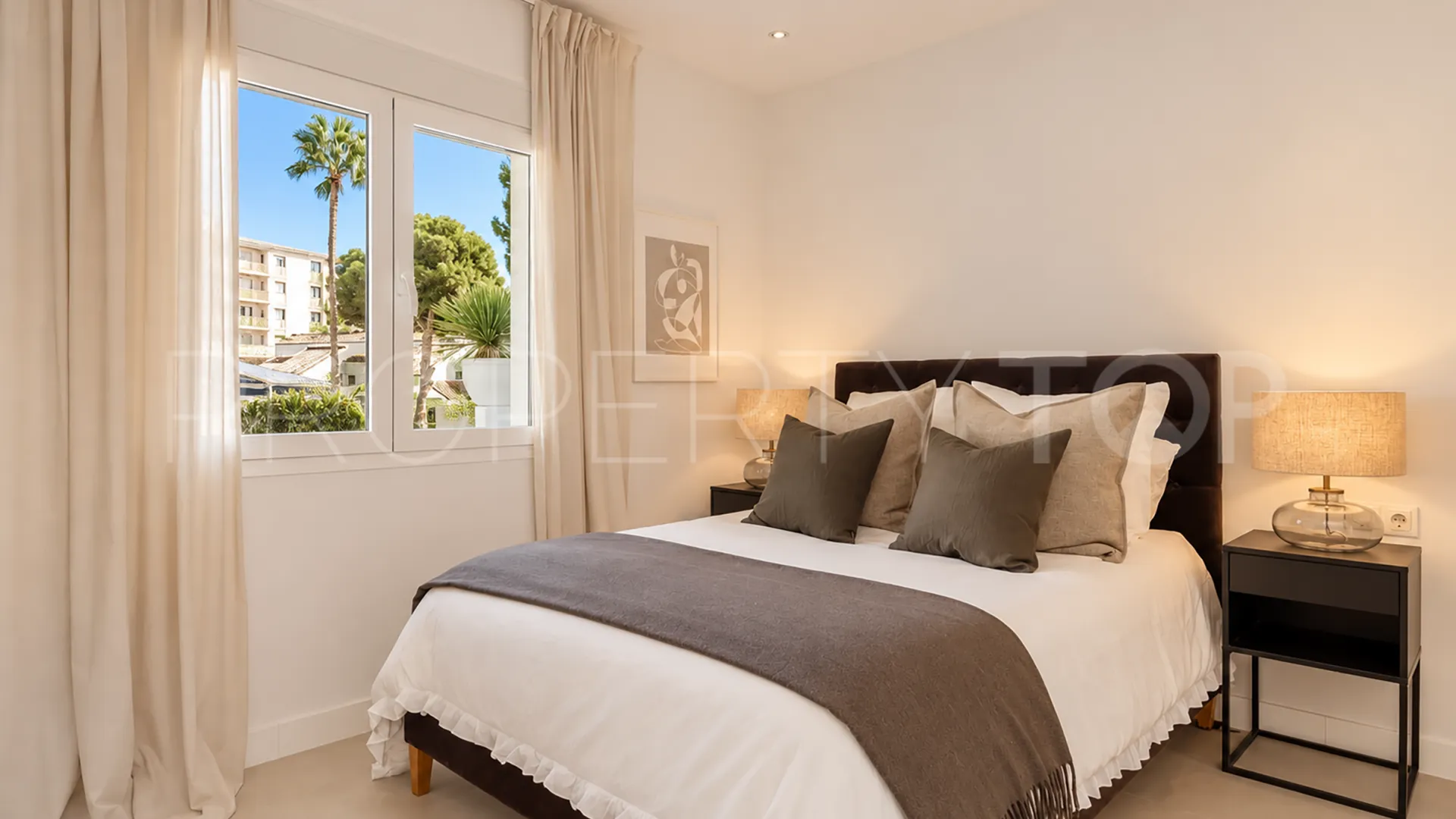 Nueva Andalucia, apartamento de 3 dormitorios en venta