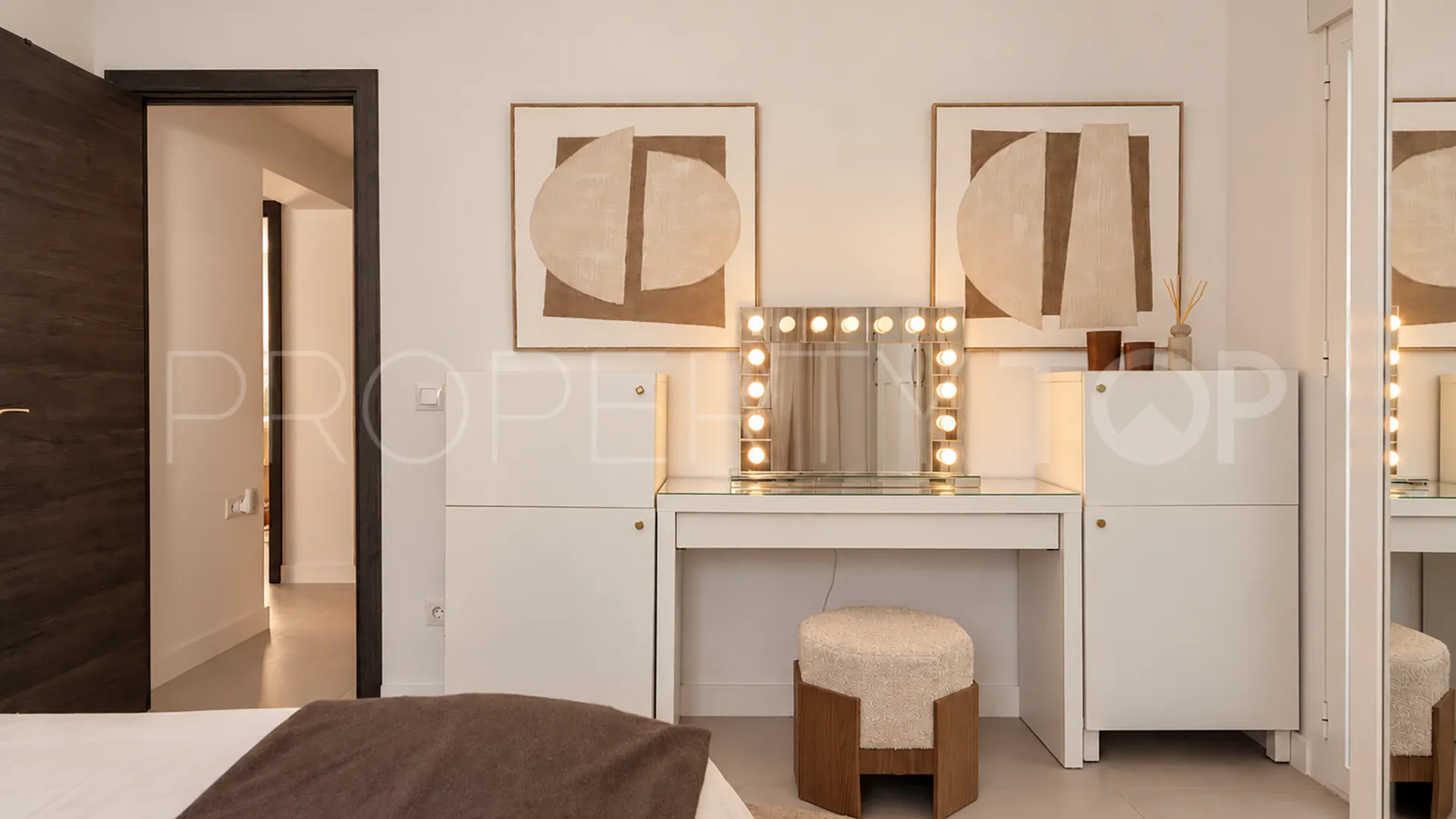 Nueva Andalucia, apartamento de 3 dormitorios en venta