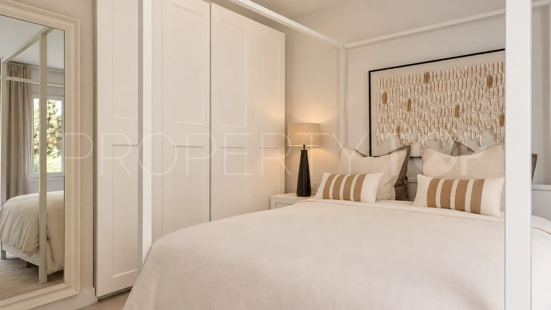 Nueva Andalucia, apartamento de 3 dormitorios en venta