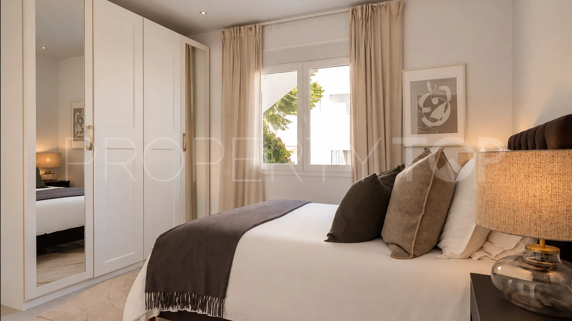 Nueva Andalucia, apartamento de 3 dormitorios en venta