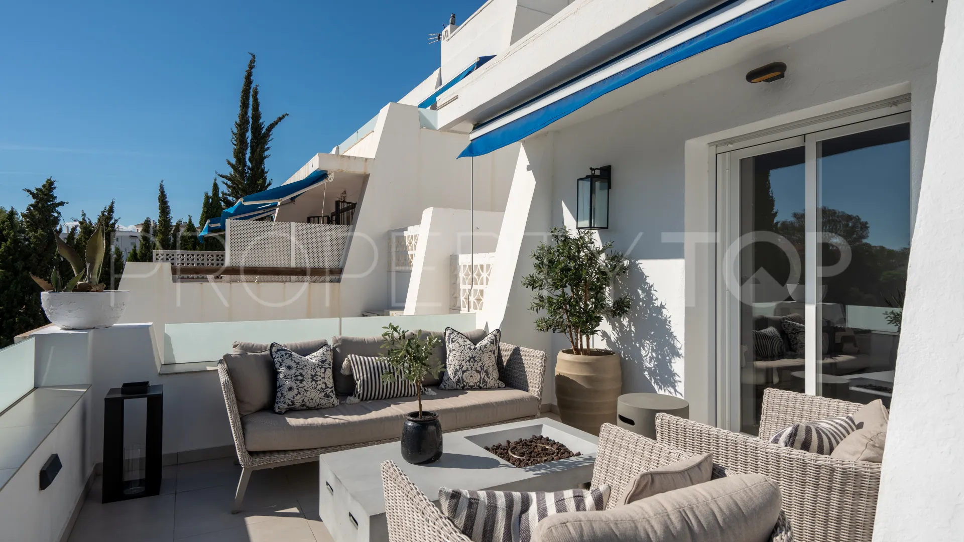 Nueva Andalucia, apartamento de 3 dormitorios en venta