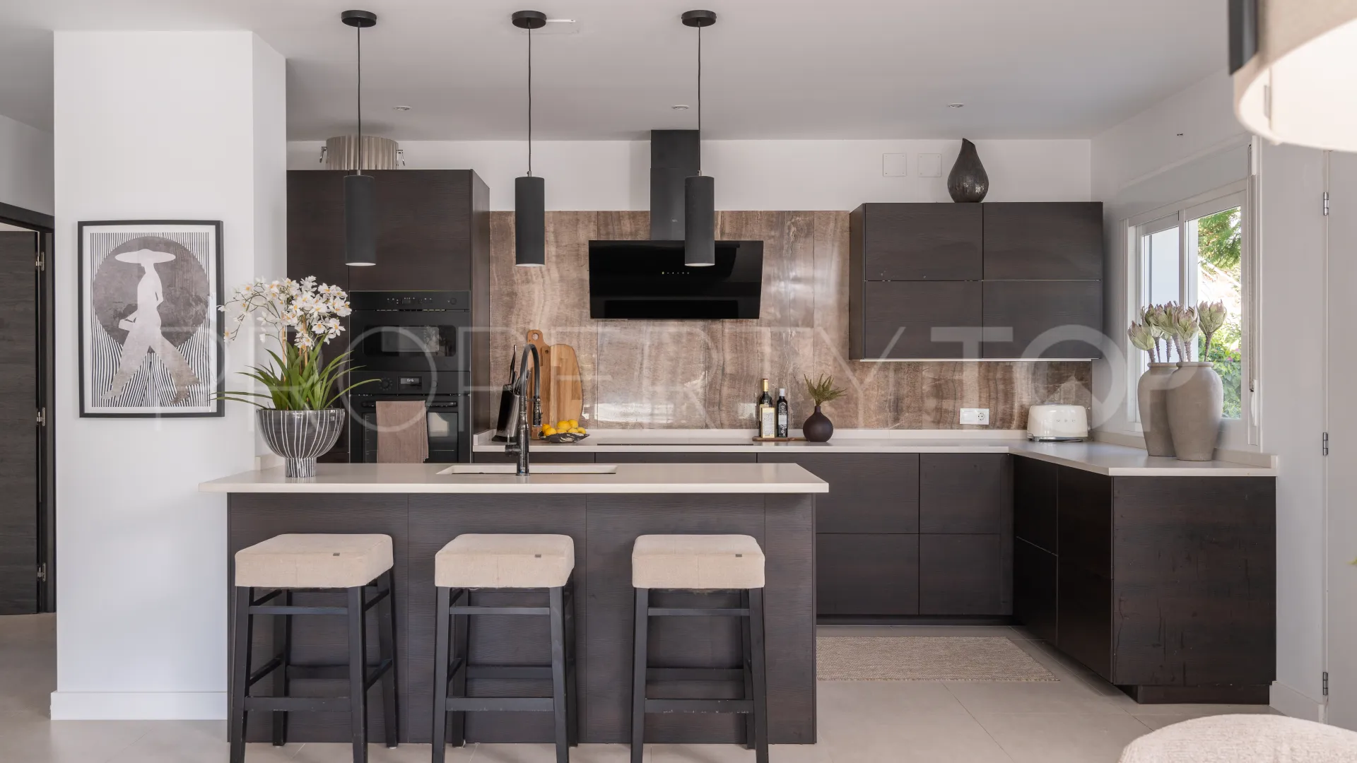Nueva Andalucia, apartamento de 3 dormitorios en venta