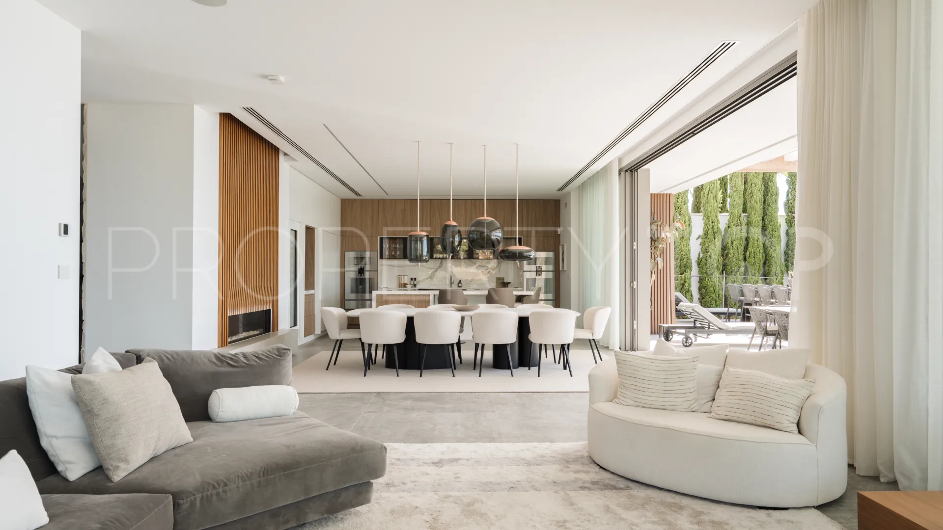 Villa en venta en La Quinta Hills con 6 dormitorios