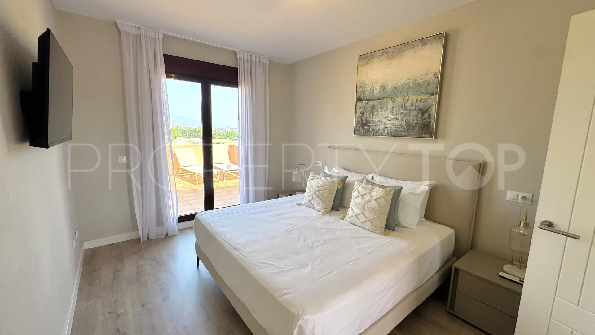 El Paraiso, atico duplex de 3 dormitorios en venta