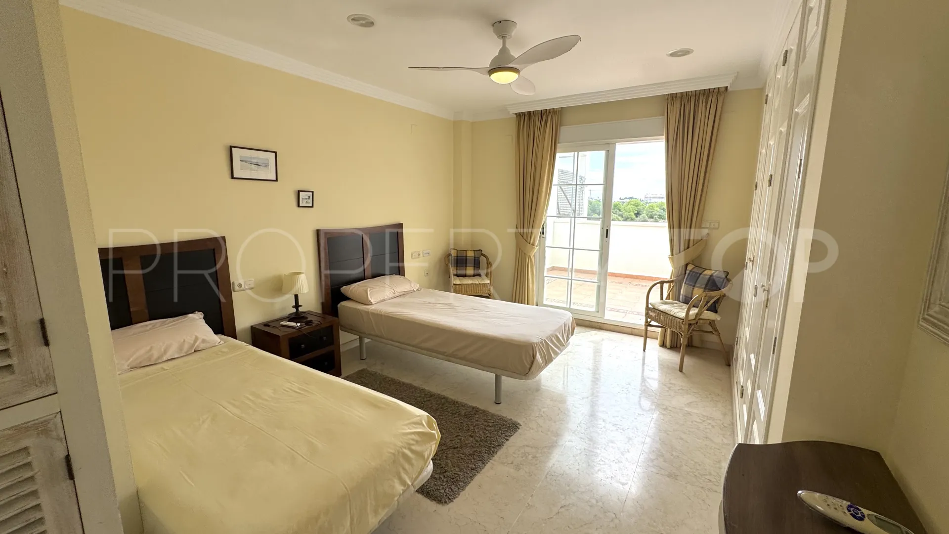 Las Lomas de Rio Real 3 bedrooms duplex penthouse for sale