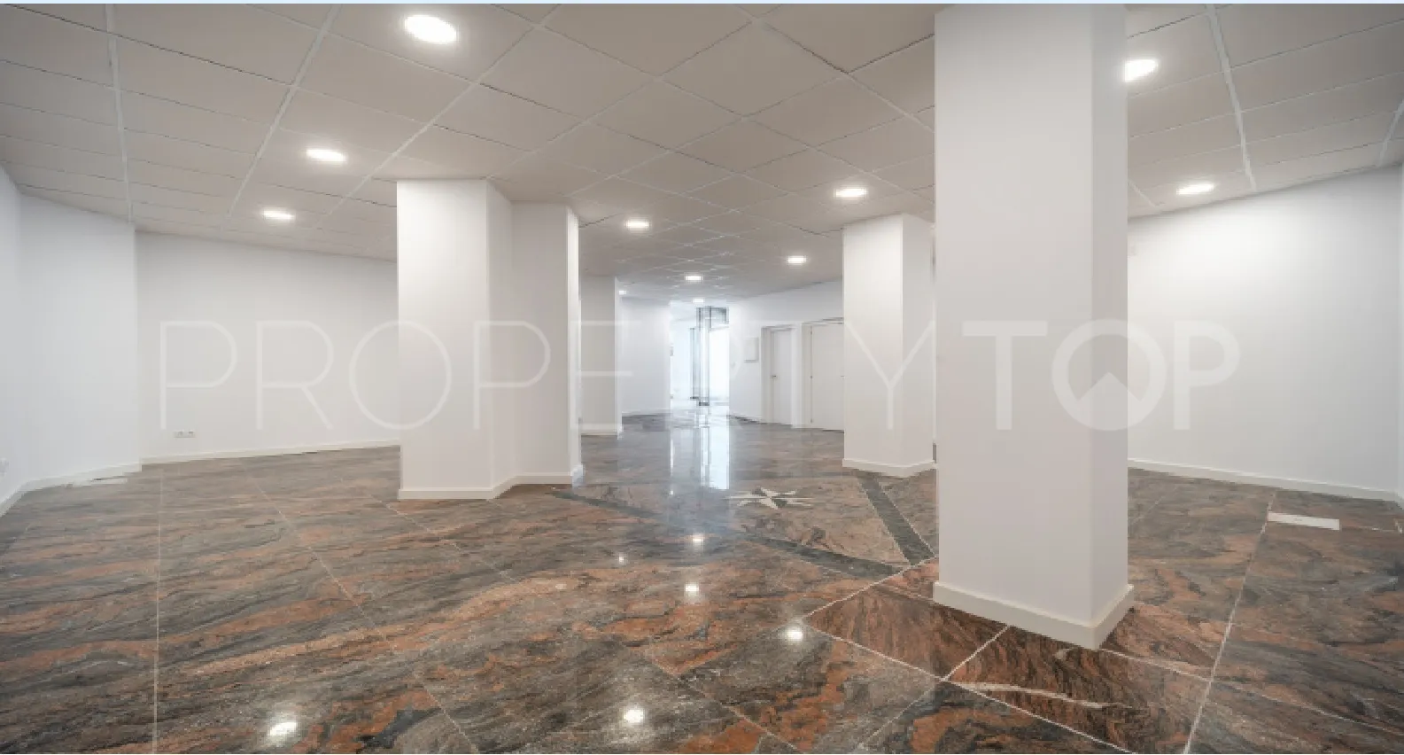 Marbella Centro, local comercial a la venta