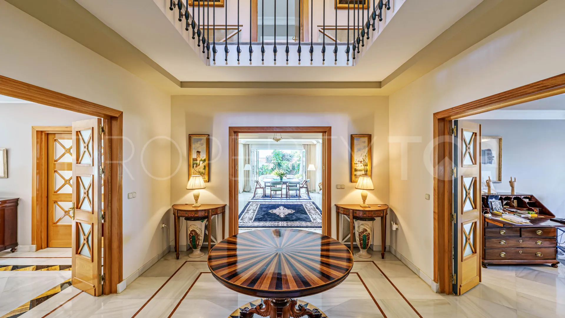 Casa con 6 dormitorios a la venta en El Limonar