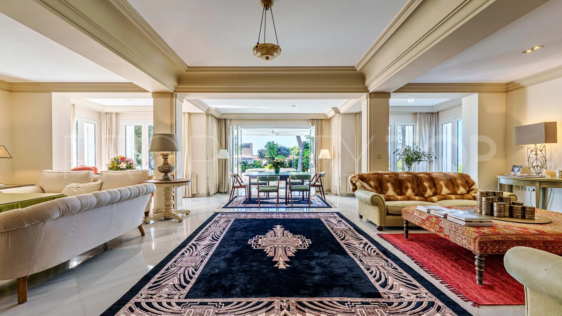 Casa con 6 dormitorios a la venta en El Limonar