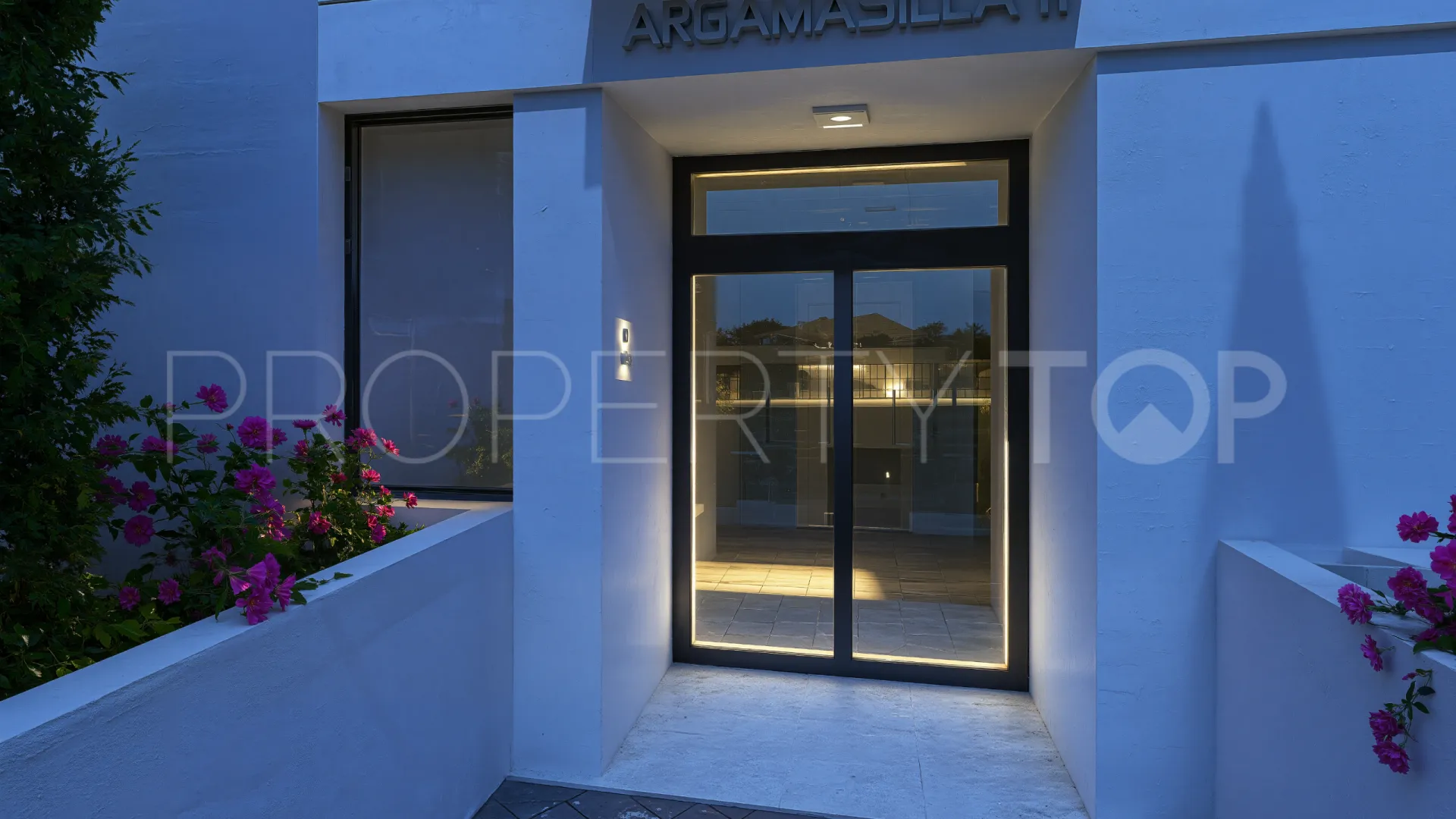 Flat in Puerto de la Torre for sale