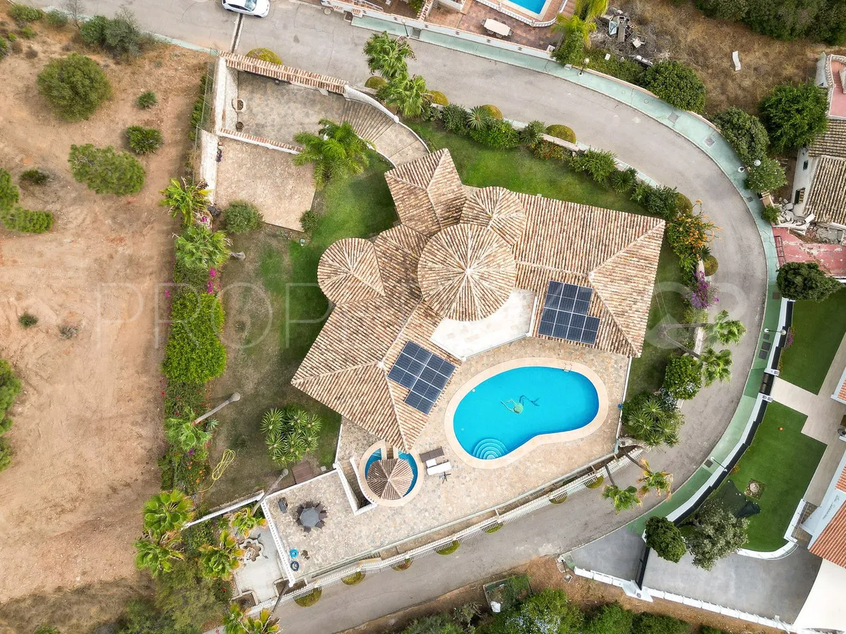 5 bedrooms villa for sale in Mijas Costa