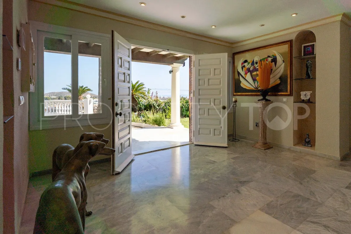 5 bedrooms villa for sale in Mijas Costa